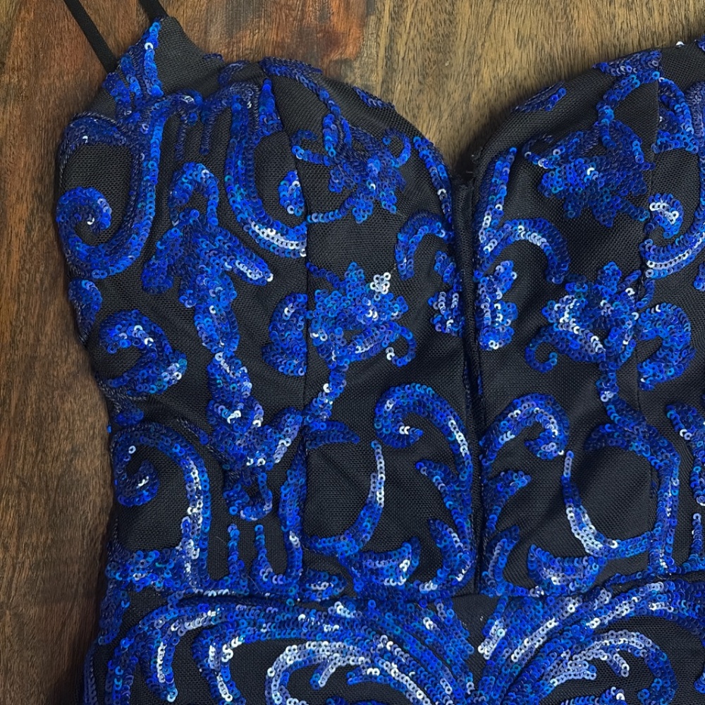 B Darlin Blue Black Sequin Scroll Dress Size 5/6 Sweetheart Mini - Picture 6 of 9